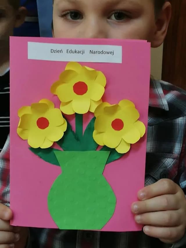 Proste i kreatywne pomysły na dzień nauczyciela w przedszkolu dla każdego